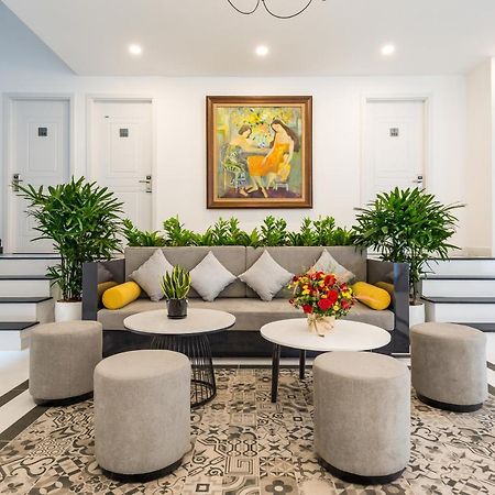 Cozrum Homes The Gallery Residence โฮจิมินห์ซิตี้ ภายนอก รูปภาพ