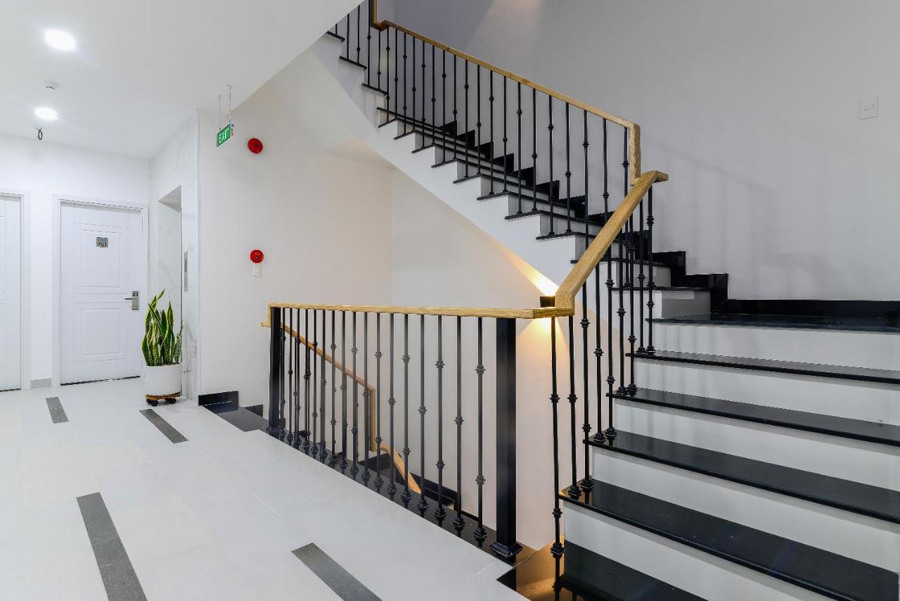 Cozrum Homes The Gallery Residence โฮจิมินห์ซิตี้ ภายนอก รูปภาพ