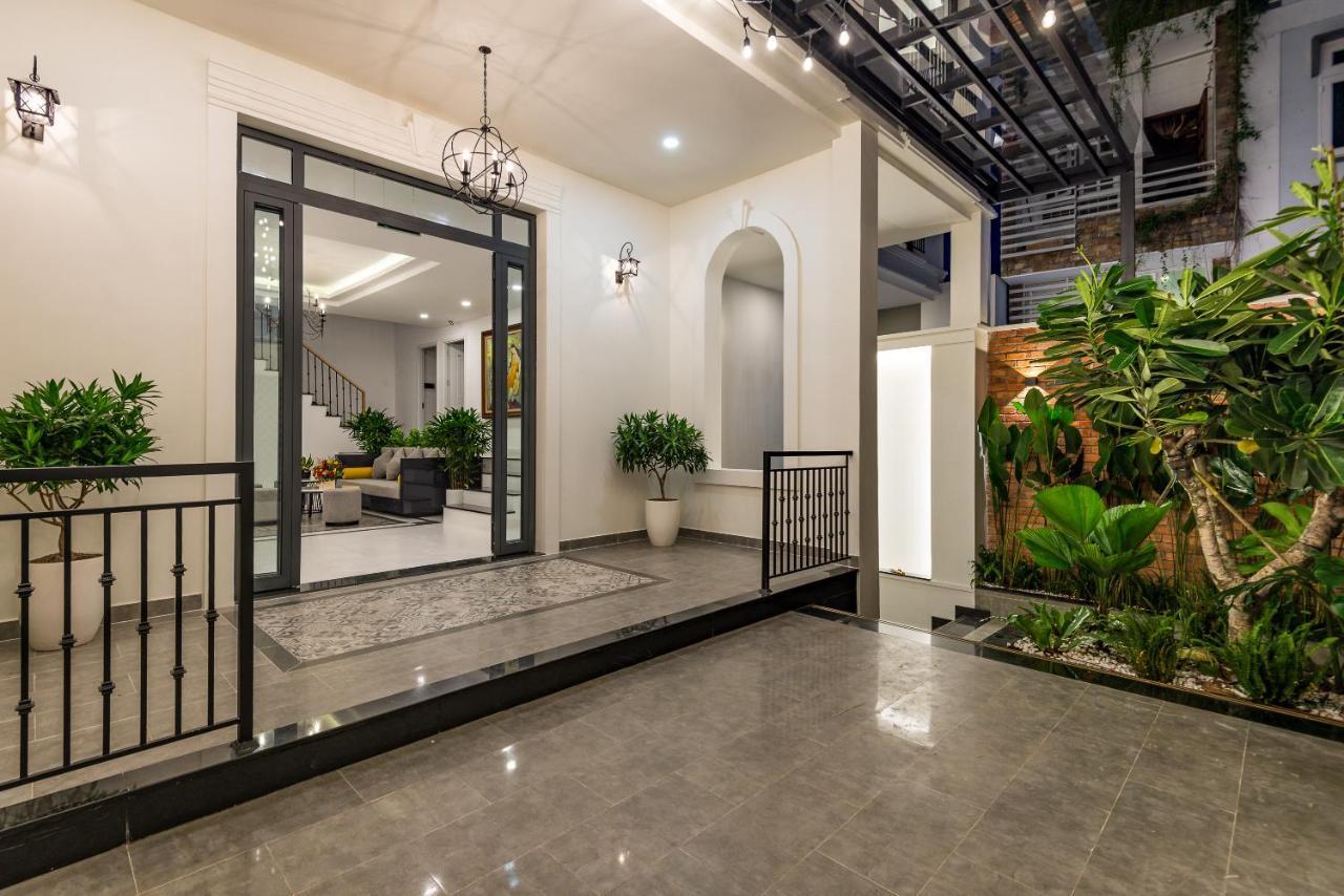 Cozrum Homes The Gallery Residence โฮจิมินห์ซิตี้ ภายนอก รูปภาพ