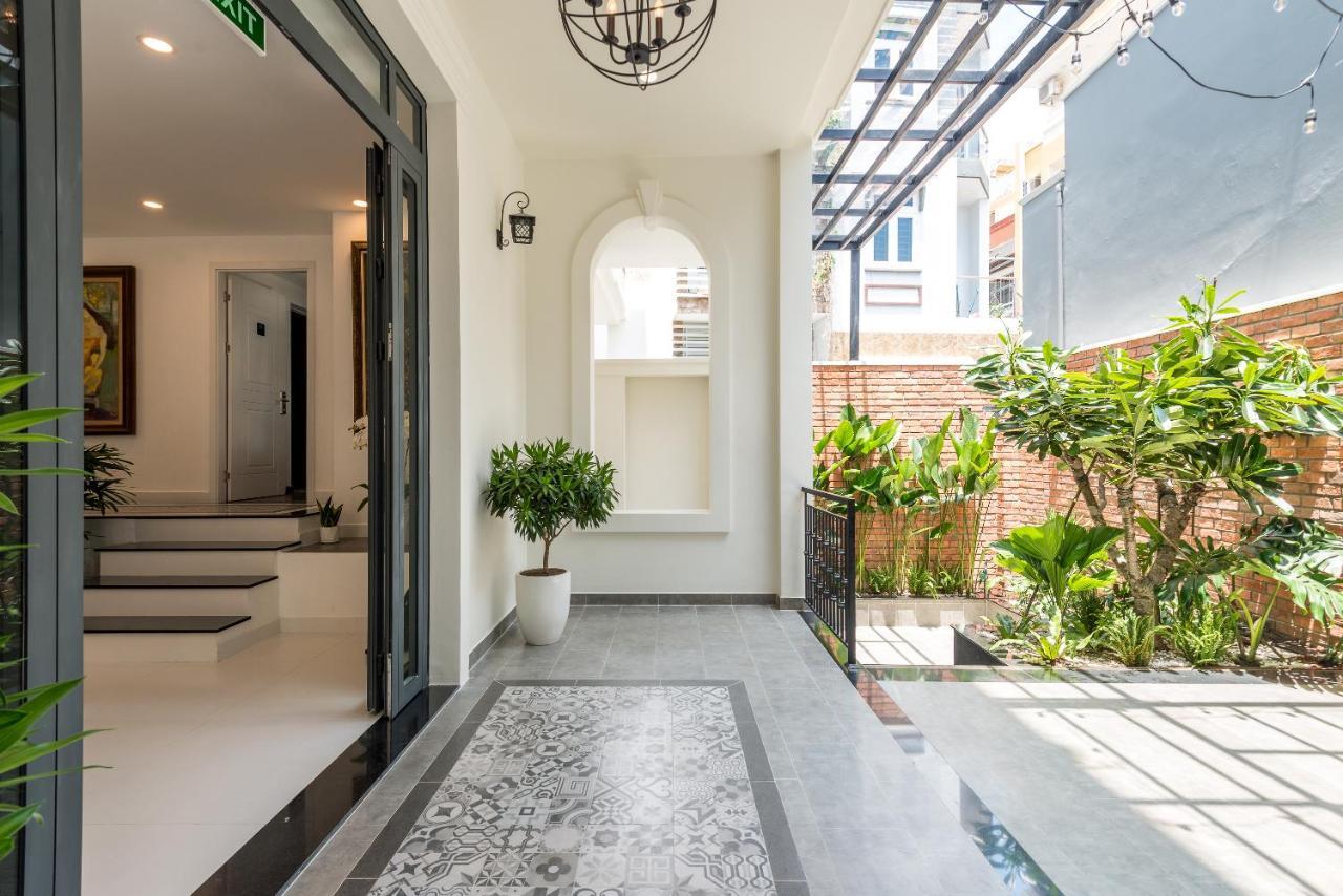 Cozrum Homes The Gallery Residence โฮจิมินห์ซิตี้ ภายนอก รูปภาพ