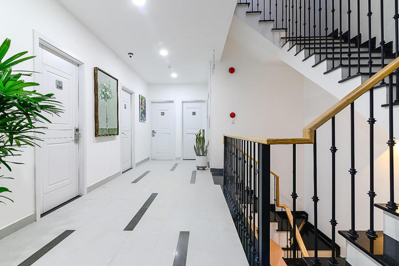 Cozrum Homes The Gallery Residence โฮจิมินห์ซิตี้ ภายนอก รูปภาพ